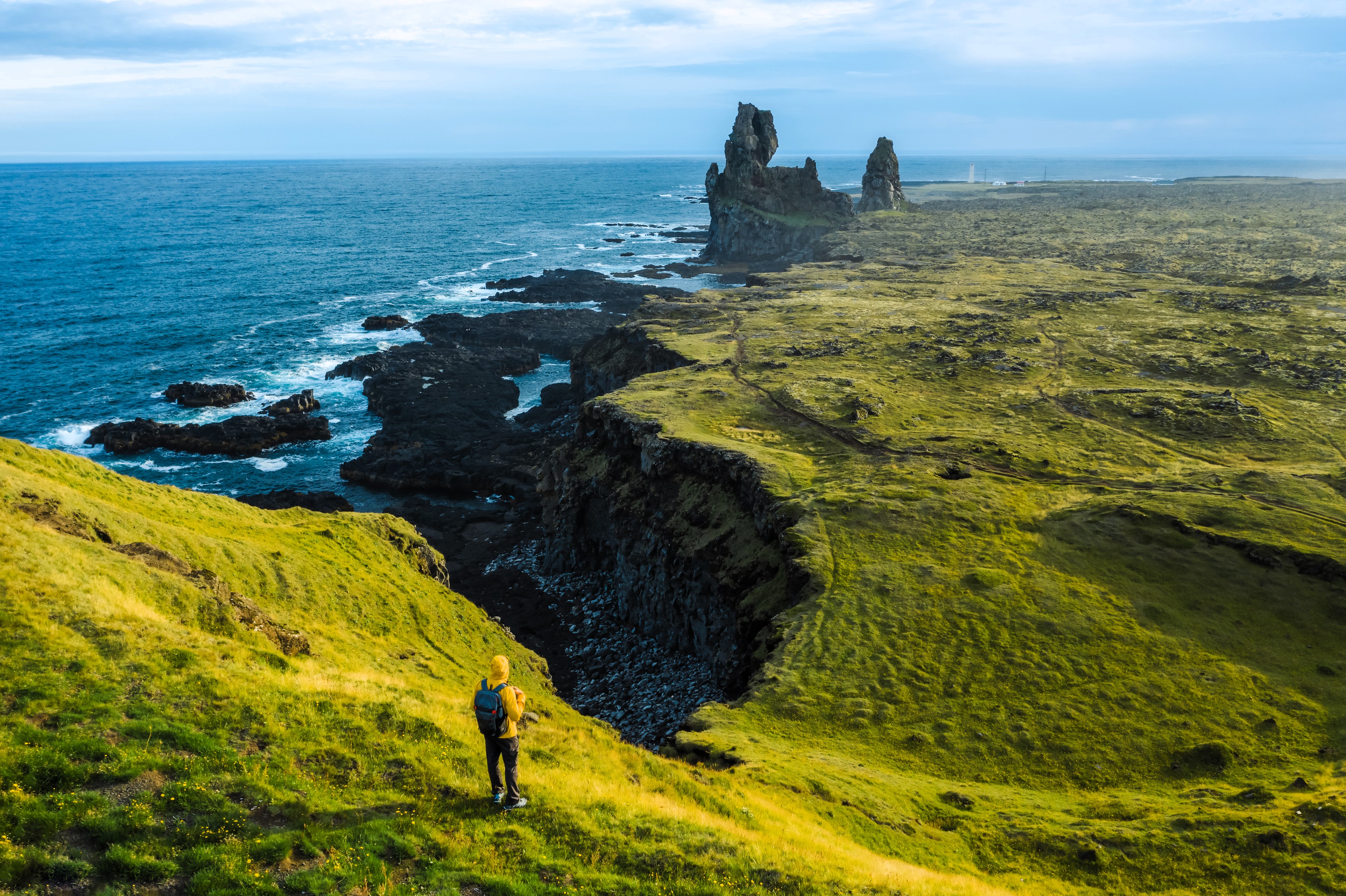 Iceland Solar Eclipse 2026 – Snæfellsnes Experience with Home-Cooked Dinner by Minibus - view 4