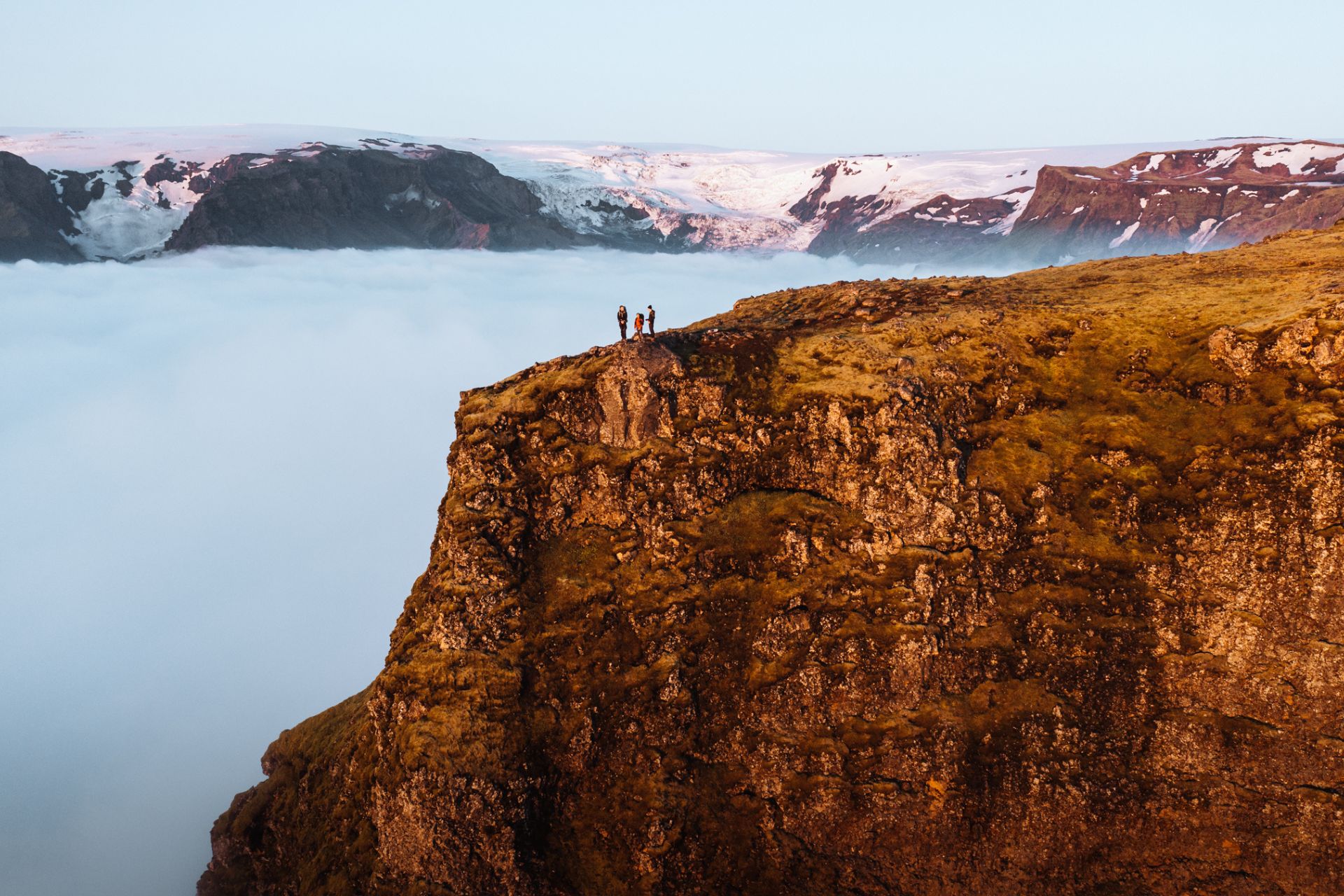 Fimmvörðuháls Hike | Day Tour | Midgard - view 2