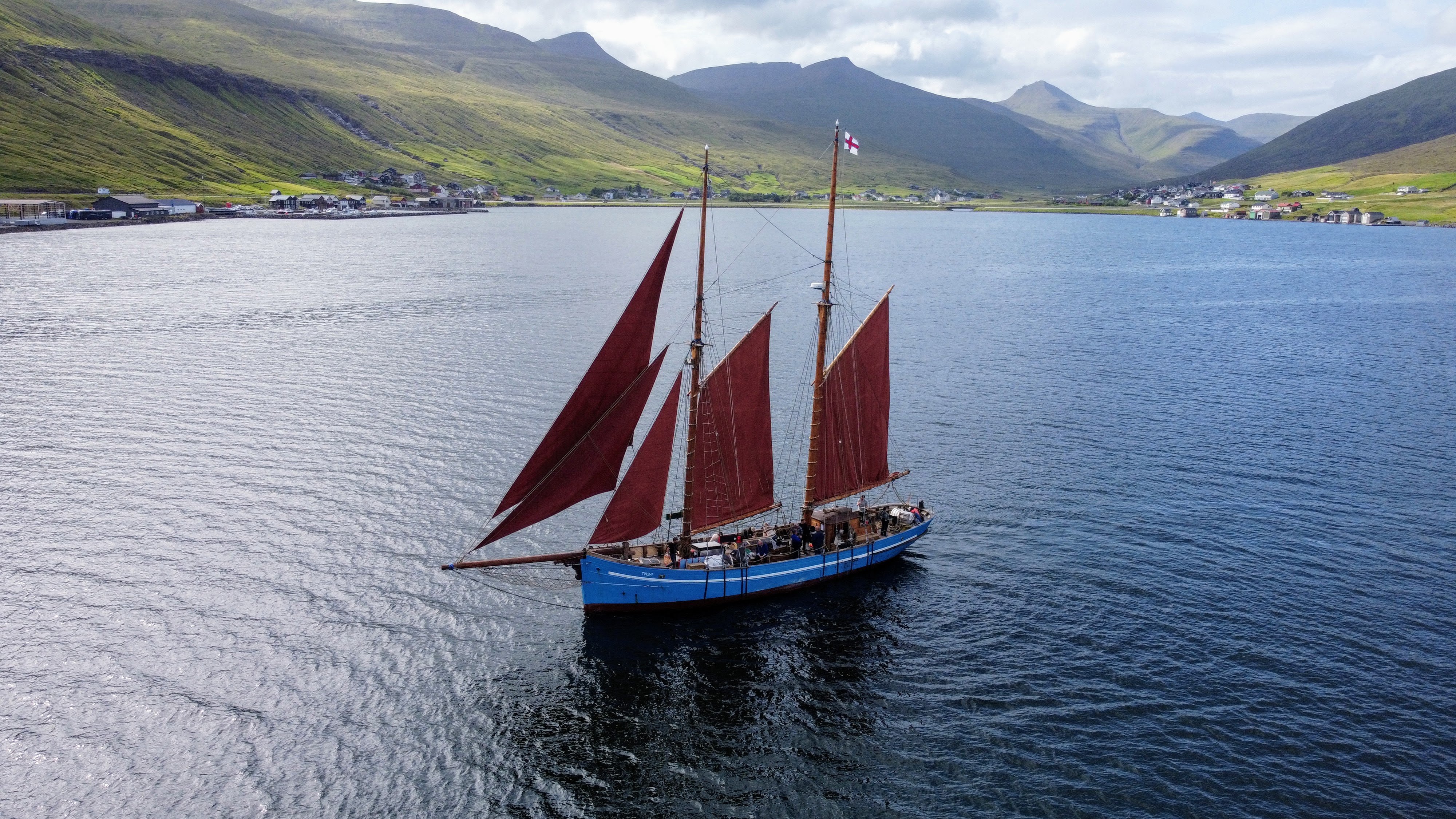 Hiking & Sailing in the Faroe Islands - view 4